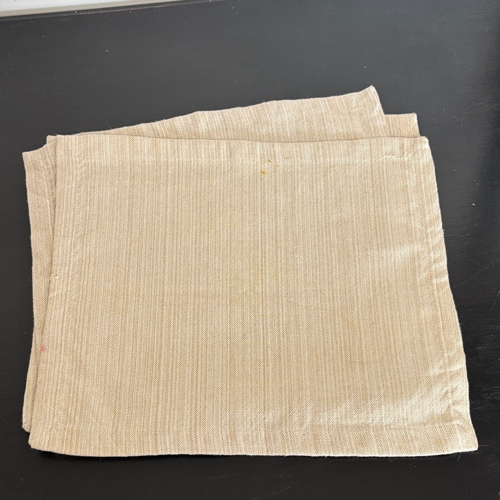 Set of 4 Beige Textured Fabric Placemat